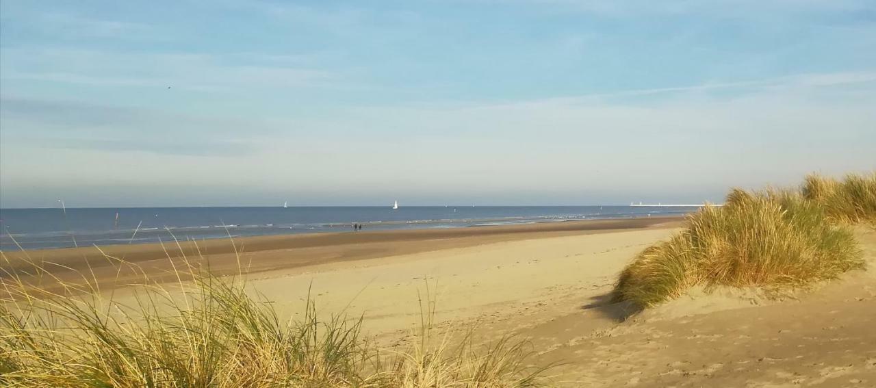 Zeebriesje Apartamento Oostduinkerke Exterior foto